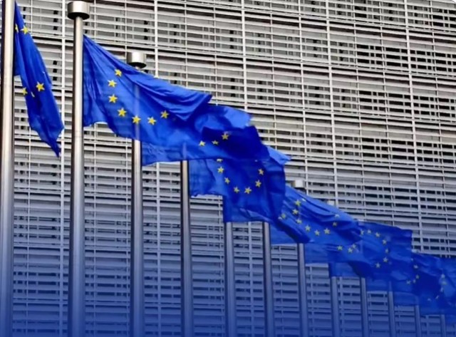 Impactul reglementărilor UE: pierderi anuale de până la 159 de miliarde de euro