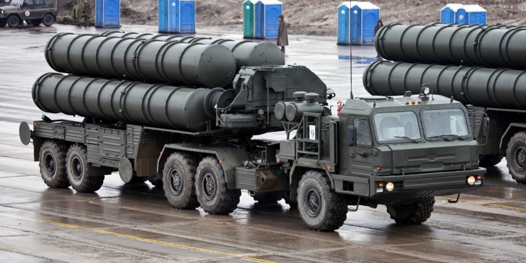 Moscova pune condiții Turciei pentru revânzarea sistemelor de apărare antirachetă S-400 către o țară terță