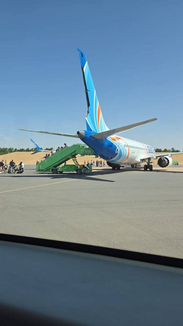 Atentat evitat pe un zbor flydubai: Copilotul a încercat să prăbușească avionul după ce și-a înjunghiat colegul