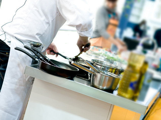 Criza profundă în sectorul de catering din Franța: peste 4.900 de restaurante au dat faliment
