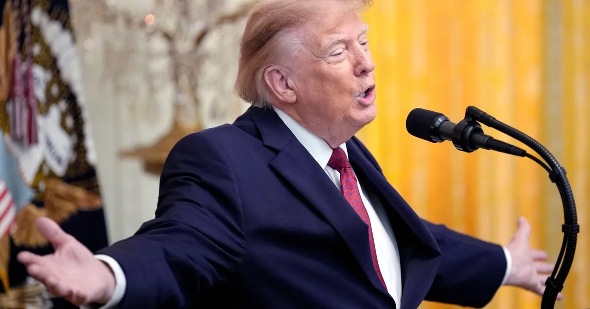 Donald Trump susține că SUA traversează o perioadă excelentă, dar acuză presa că ascunde adevărul