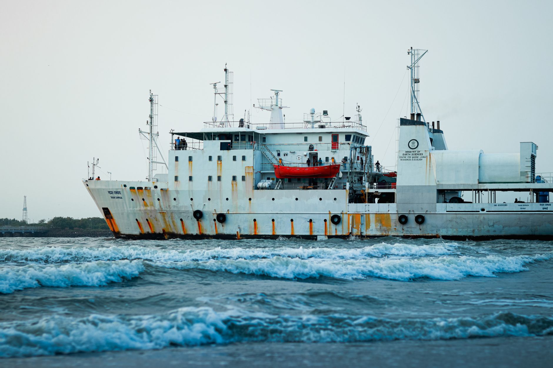 Marea Britanie impune 31 de noi sancțiuni împotriva Rusiei: vizează nave, propagandiști și tratamente ilegale