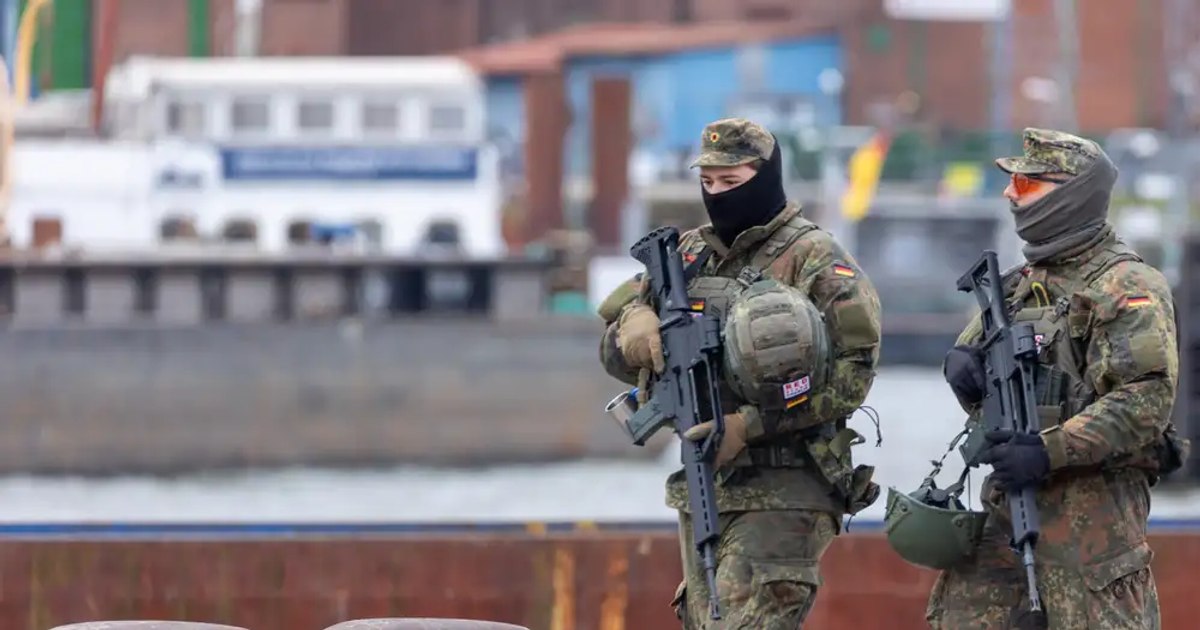 Germania testează capacitatea de apărare prin exercițiul militar masiv „Red Storm Charlie” din Hamburg