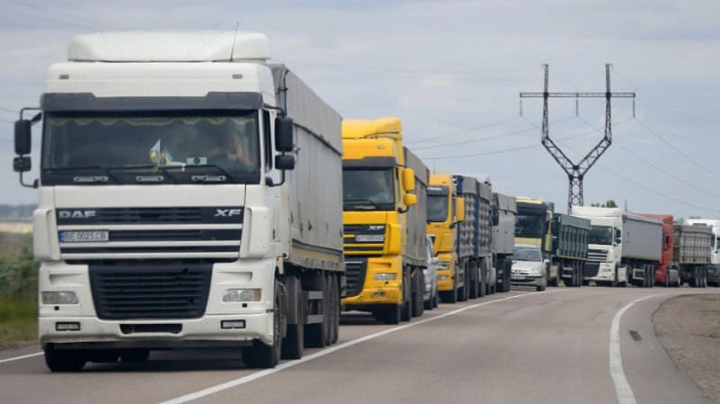 Amenințarea lui Donald Trump cu restricționarea exporturilor de motorină pune în pericol transportul european