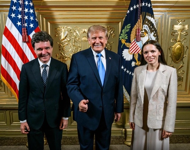 Nicușor Dan s-a întâlnit cu Donald Trump la New York: România va consolida parteneriatul strategic cu SUA