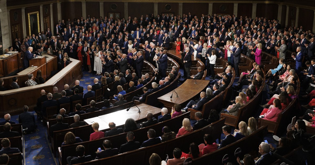 Alegătorii americani se îndepărtează de propunerile lui Trump înaintea alegerilor pentru Congres