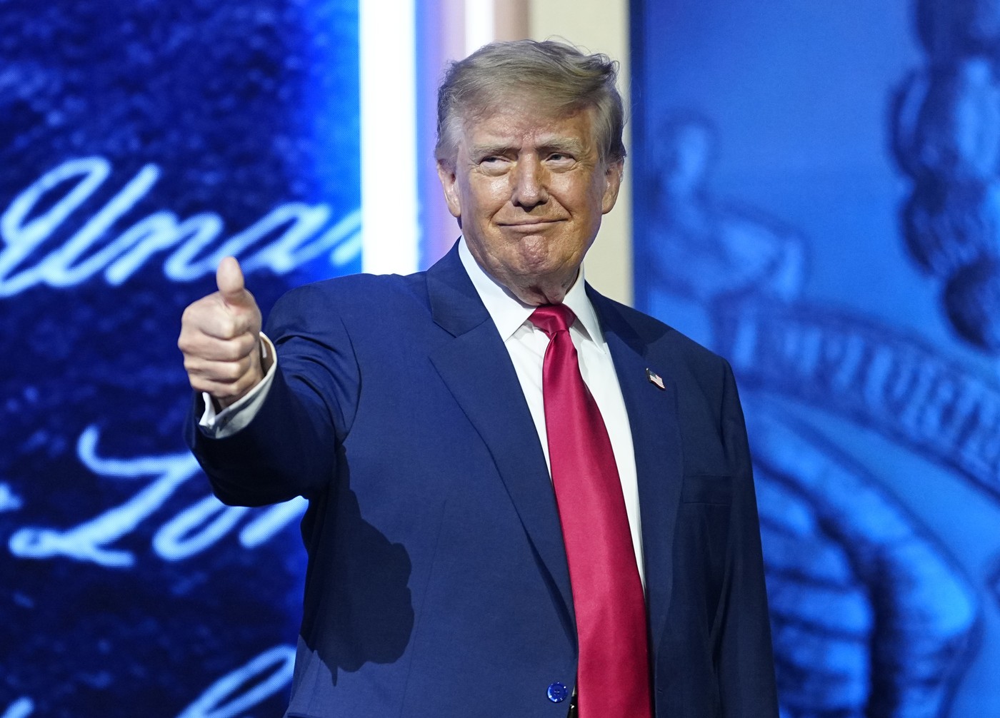Donald Trump intenționează să îl numească pe Jay Clayton consilier principal pe probleme de inteligență artificială