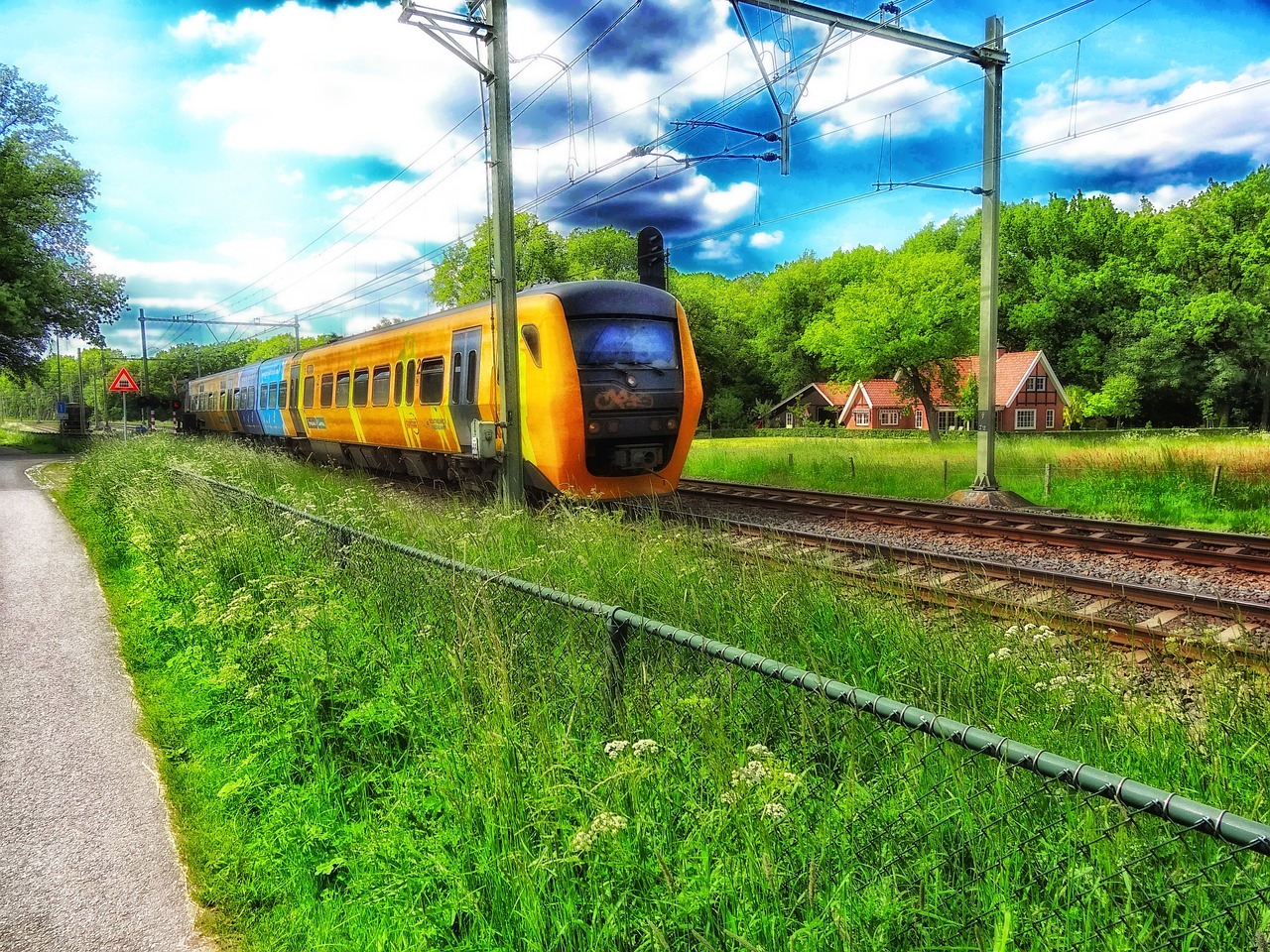 Perturbări majore în Olanda: Circulația feroviară a fost blocată de amplasarea intenționată a unor țevi pe șine