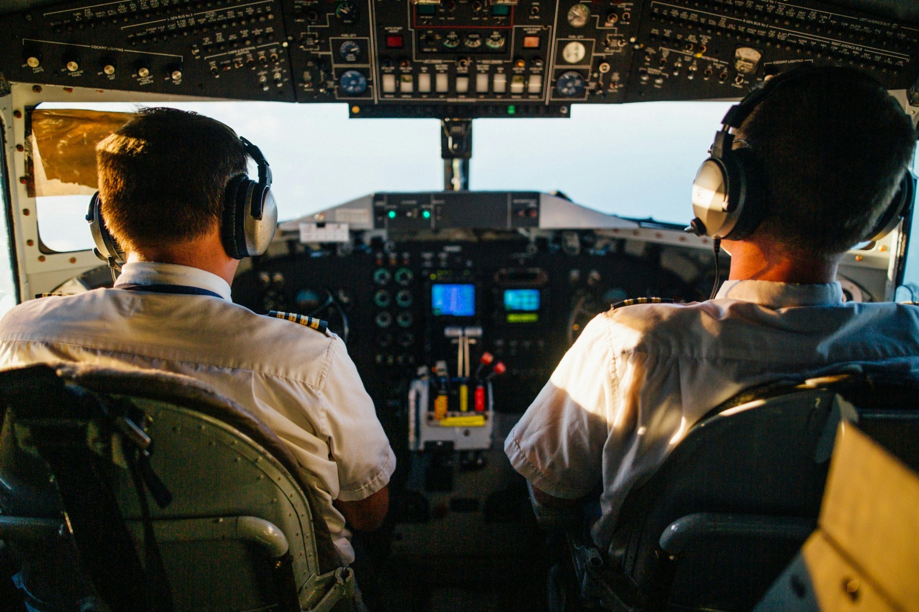 Pilotul care a atacat un coleg la bordul unui zbor Flydubai fusese deja sancționat în Oman