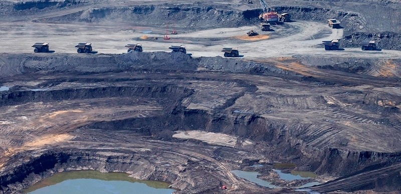 Statele Unite investesc milioane de dolari în resursele minerale și energia Ucrainei