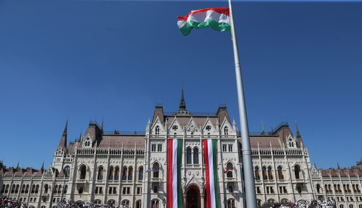 Conferință la Budapesta pentru marcarea a 30 de ani de la Tratatul de cooperare dintre România și Ungaria
