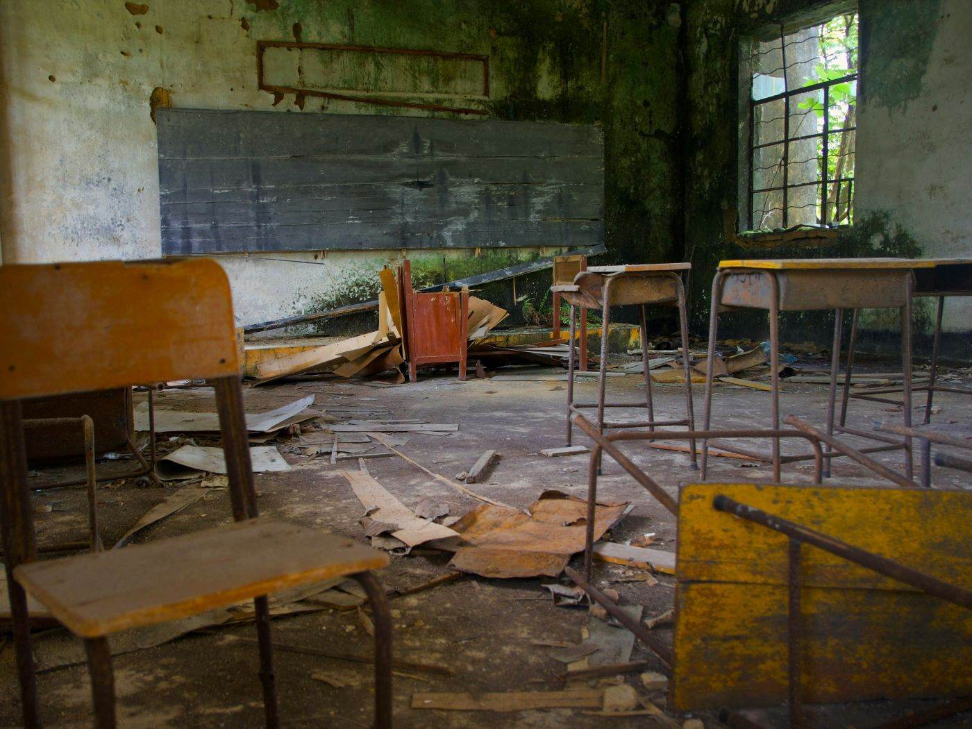 Situația critică a educației în Gaza: aproape toate școlile sunt avariate la începutul noului an școlar