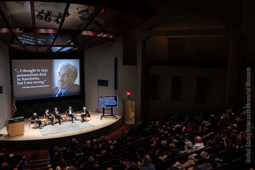 Legătura lui Elie Wiesel cu România a fost evidențiată la un eveniment oficial la Washington