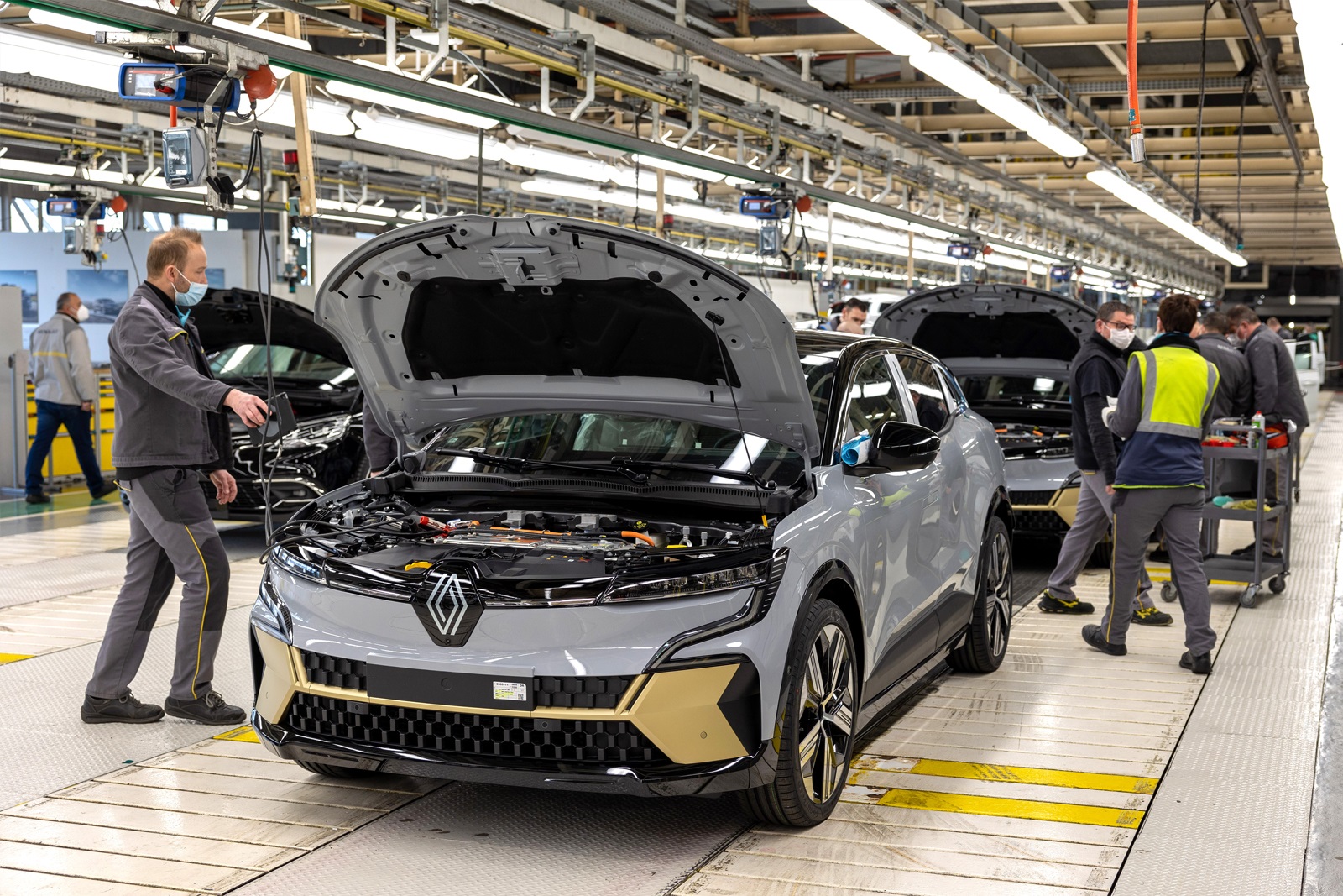 Renault investește peste 10 miliarde de euro în Franța pentru accelerarea electrificării și accesibilitatea mașinilor