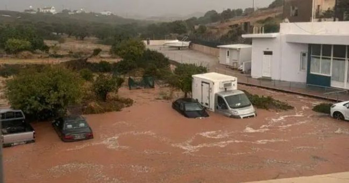 Stare de urgență pe insula Creta din cauza ploilor torențiale. Zeci de turiști au fost evacuați