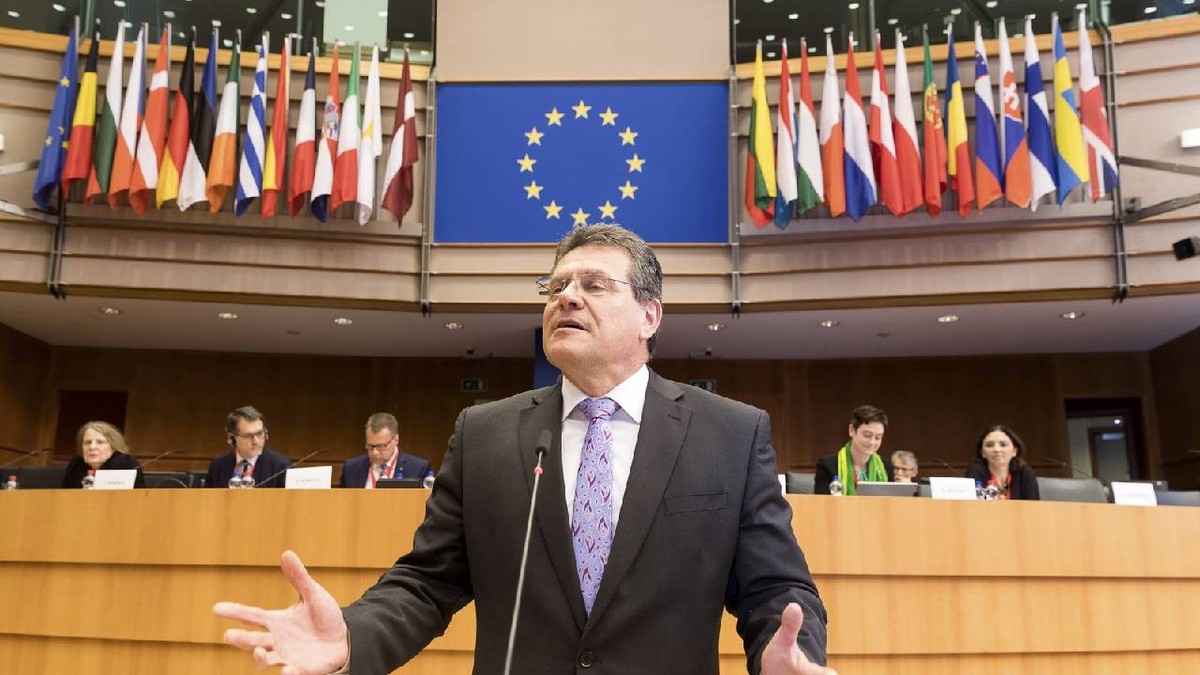 China lansează o anchetă antidumping împotriva Uniunii Europene pentru un compus chimic esențial