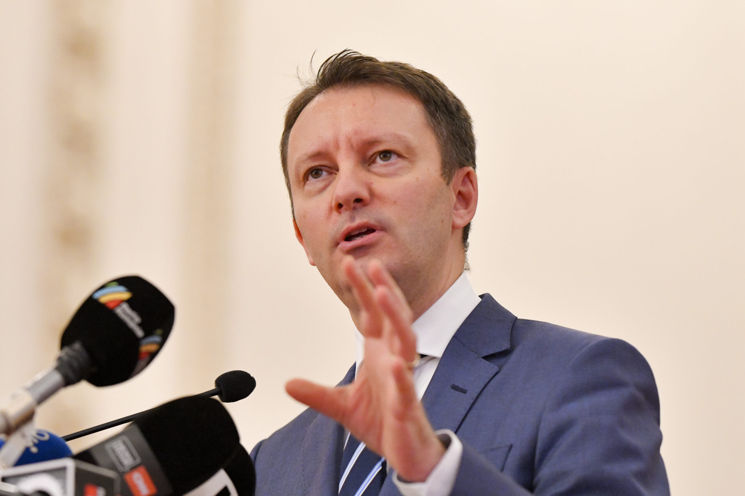 Siegfried Mureșan propune organizarea alegerilor anticipate în România ca soluție pentru criza politică