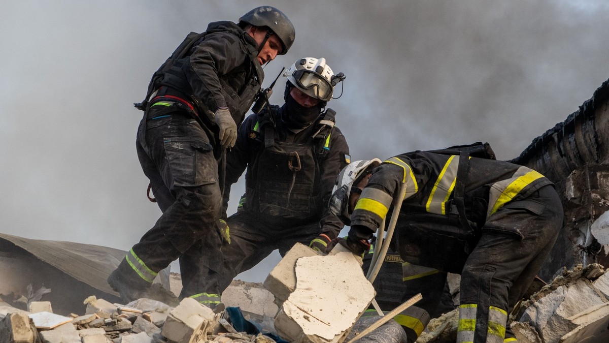 Rusia a bombardat orașul Harkov cu bombe ghidate, provocând cinci victime mortale
