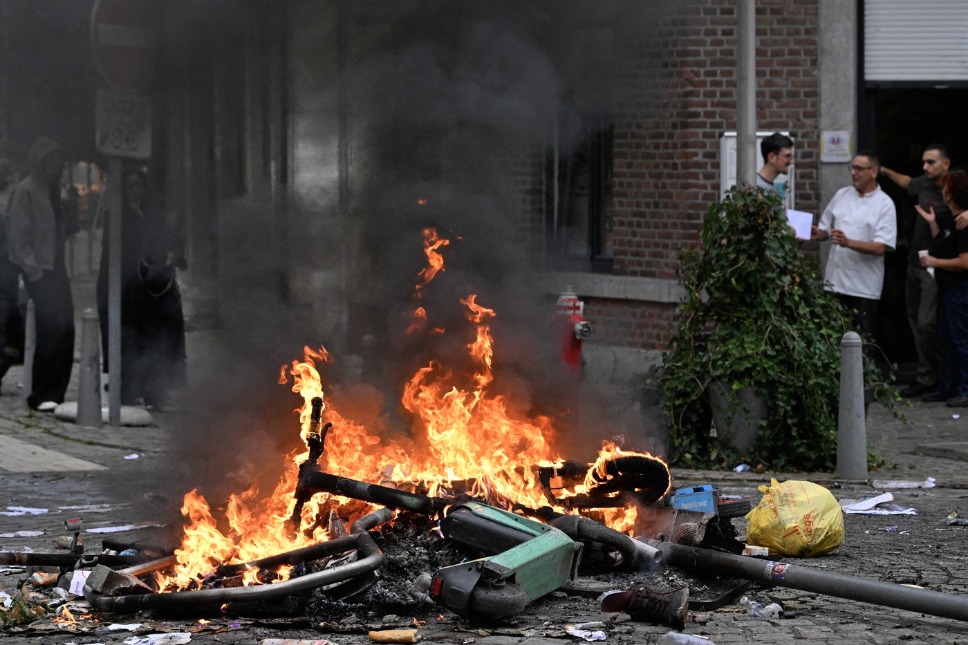 Violențe și vandalism în Belgia în urma protestelor elevilor împotriva măsurilor de austeritate