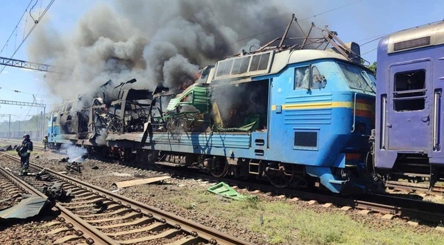 Peste 5.800 de trenuri au fost evacuate în Ucraina în septembrie din cauza amenințărilor cu atacuri rusești