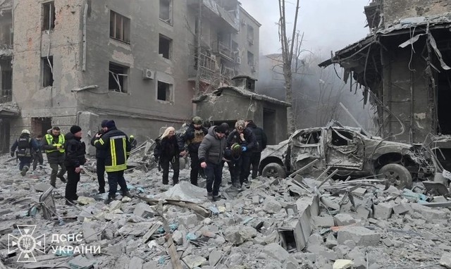 Rusia a atacat Harkovul cu bombe ghidate: șase morți și zeci de răniți, inclusiv copii
