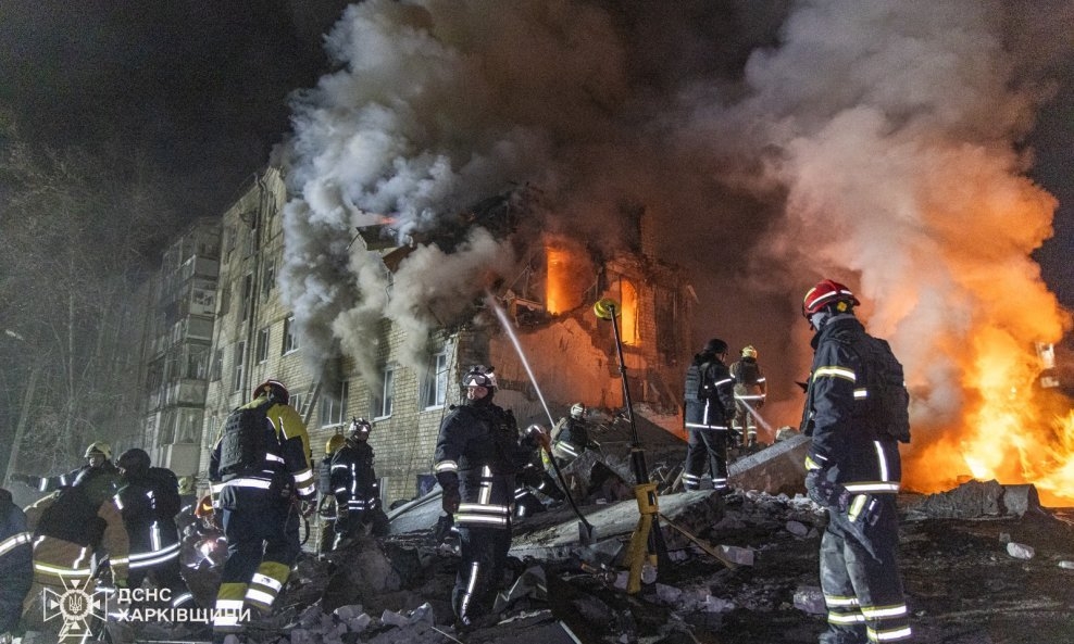 Atac cu bombe ghidate asupra Harkovului: șase morți și zeci de răniți, inclusiv copii