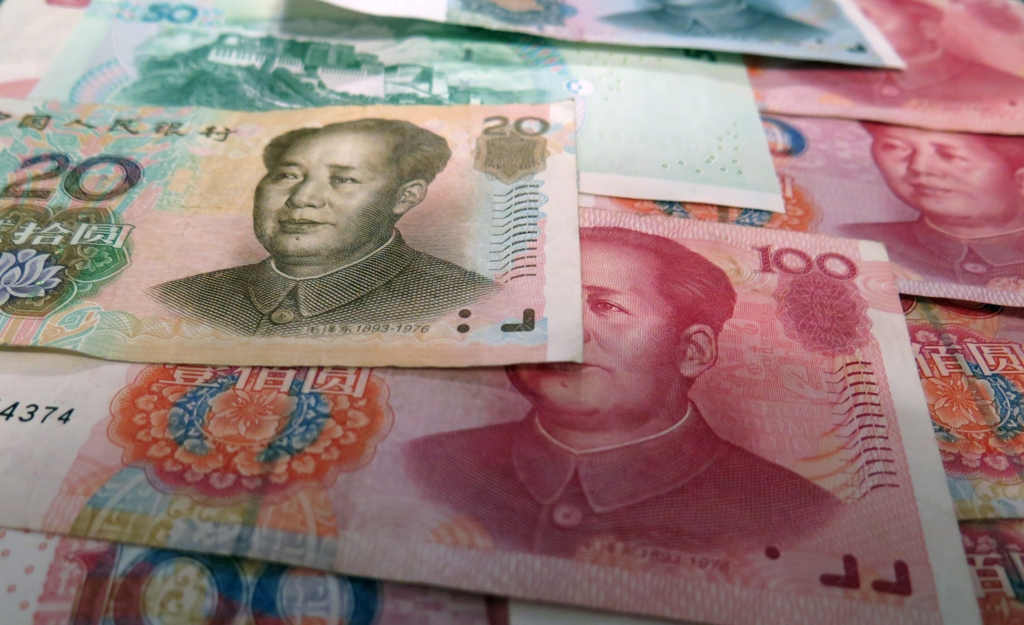China închide 670 de bănci mici pentru a consolida sistemul financiar în fața vulnerabilităților economice