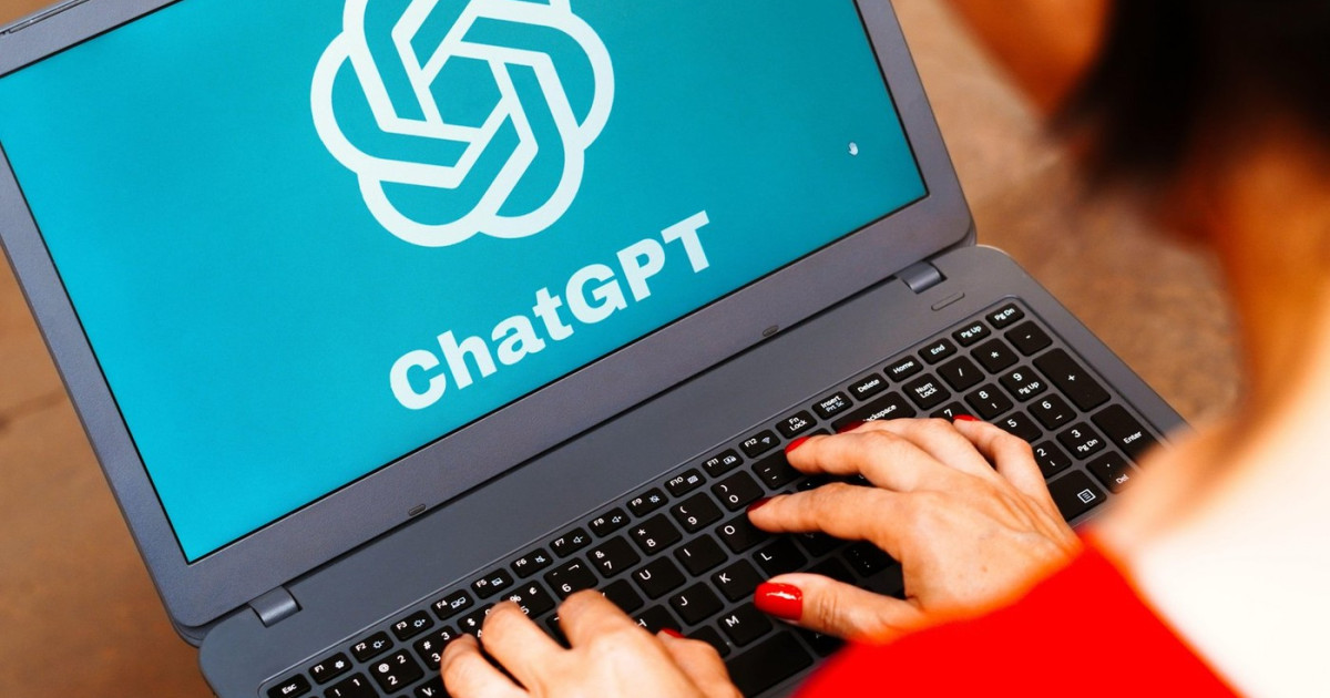 OpenAI introduce marcaje invizibile în textele generate de ChatGPT pentru a respecta regulile UE