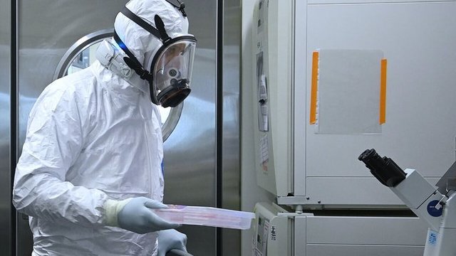 Alarme în Rusia după moartea unei tehniciene: autoritățile neagă prezența ciumei în Siberia