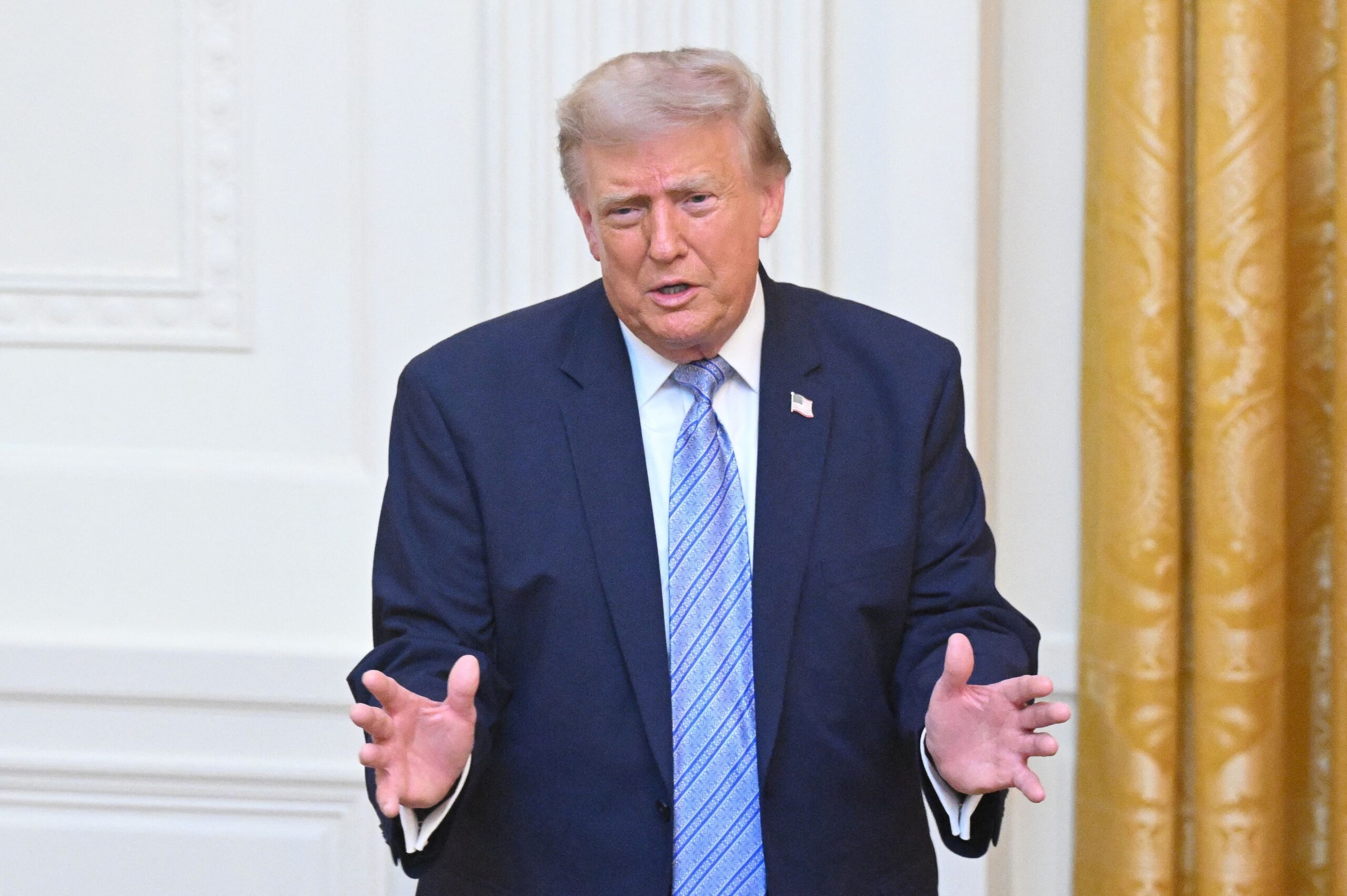 Donald Trump sugerează că distrugerea orașelor Los Angeles și San Diego este un preț acceptabil