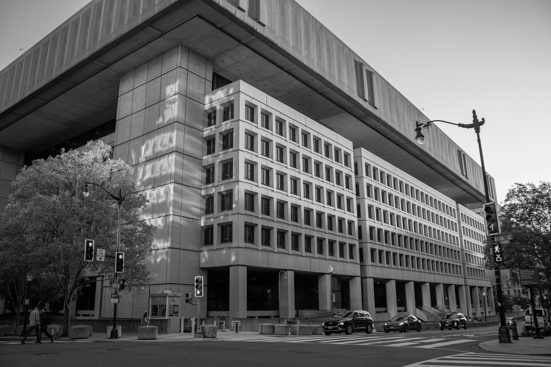 Fostul șef al serviciului german de informații, August Hanning, este arestat pentru spionaj
