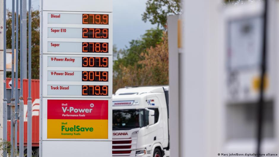 Germania caută măsuri de sprijin pe fondul creșterii prețurilor la benzină și motorină