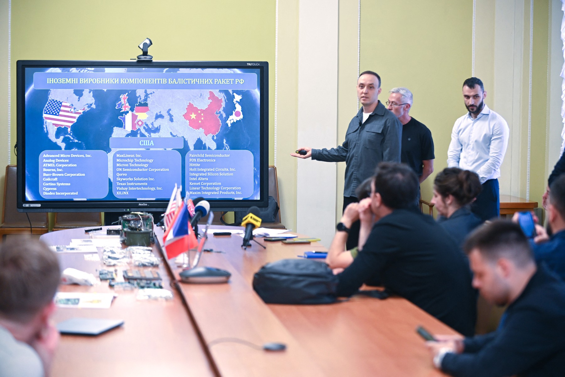 Tensiuni diplomatice între Kiev și Seul: Ucraina acuză Coreea de Sud că ajută Rusia prin livrări de combustibil