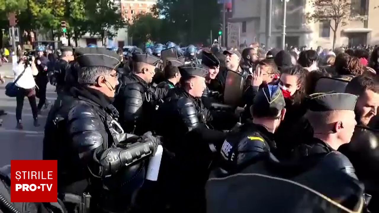Proteste masive în Franța: Peste 30 de orașe afectate de manifestații împotriva condițiilor din educație