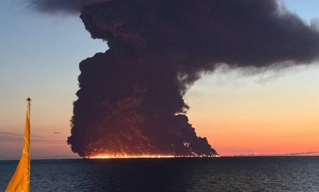 Petrolier sub pavilion liberian atacat de o dronă navală în Marea Neagră, Rusia anunță un incendiu
