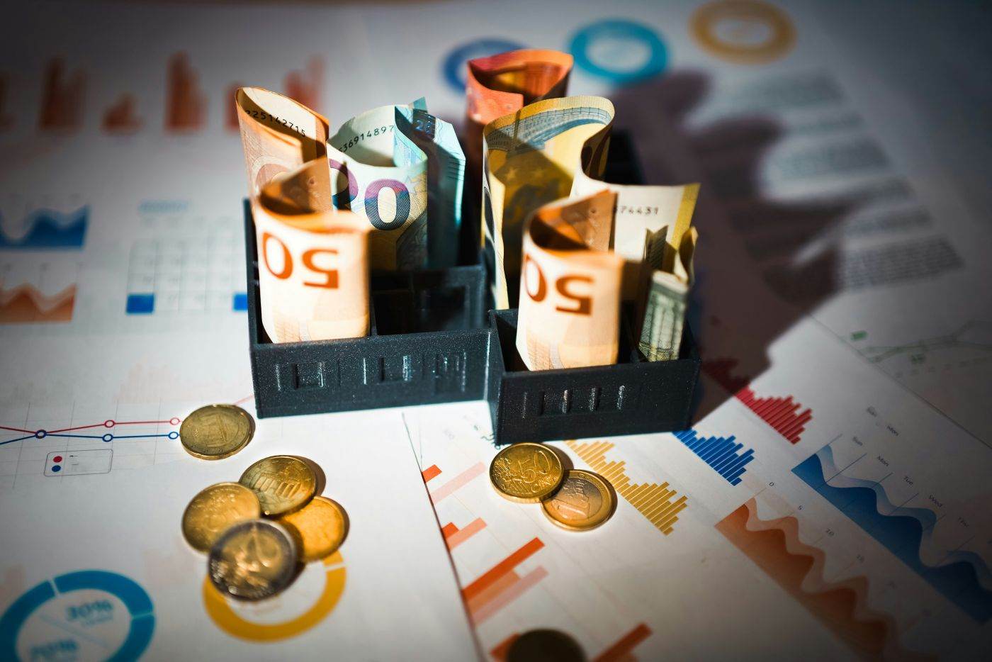 Deficitul comercial al SUA a crescut la 105,6 miliarde de dolari în august