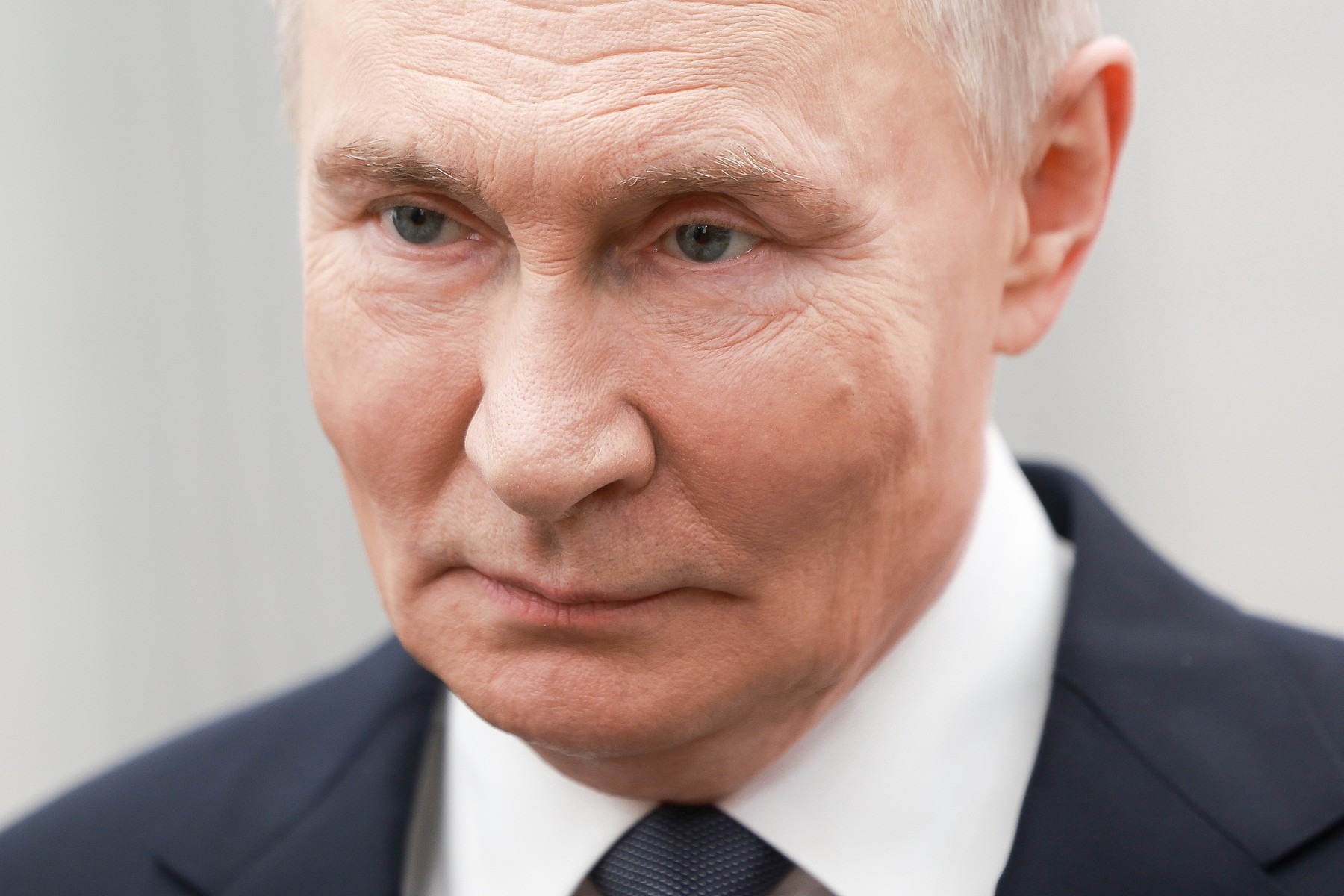 Zelenski descrie atacul rusesc ca fiind „abject” și un „cadou” pentru ziua lui Putin