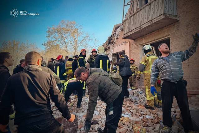 Bilanț tragic după atacurile rusești asupra Ucrainei: cel puțin 20 de morți, inclusiv copii