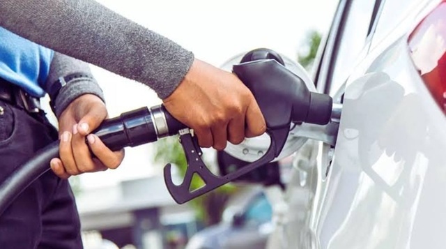 Statele membre AIE sunt pregătite să elibereze rezerve suplimentare de petrol și motorină pe piață