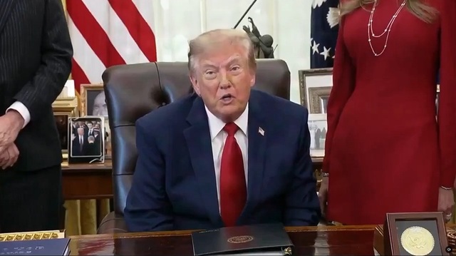 Donald Trump susține că incidentul cu pestea din Rusia nu are legătură cu o armă biologică