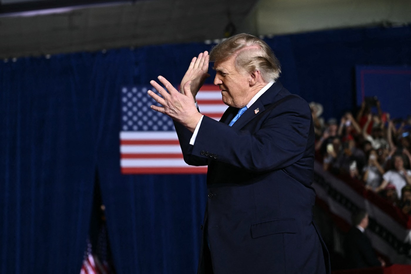 Strategia republicanilor înainte de alegerile din 3 noiembrie: distanțarea de Donald Trump