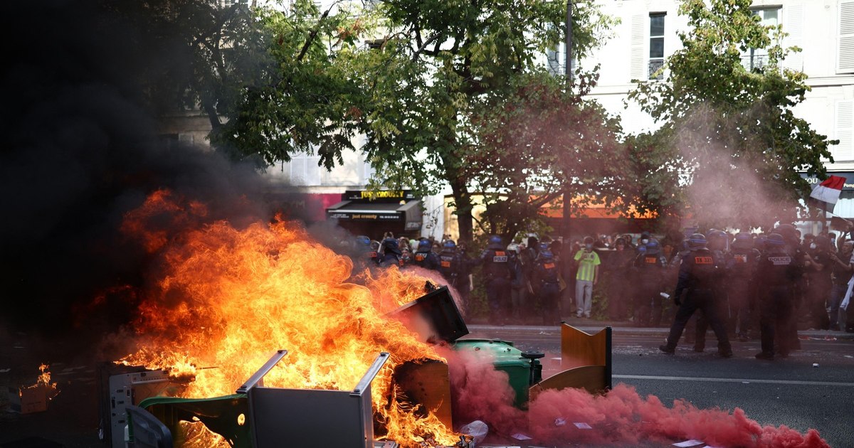 Protestele elevilor din Franța semnalează o criză a datoriei care poate afecta întreaga Europă