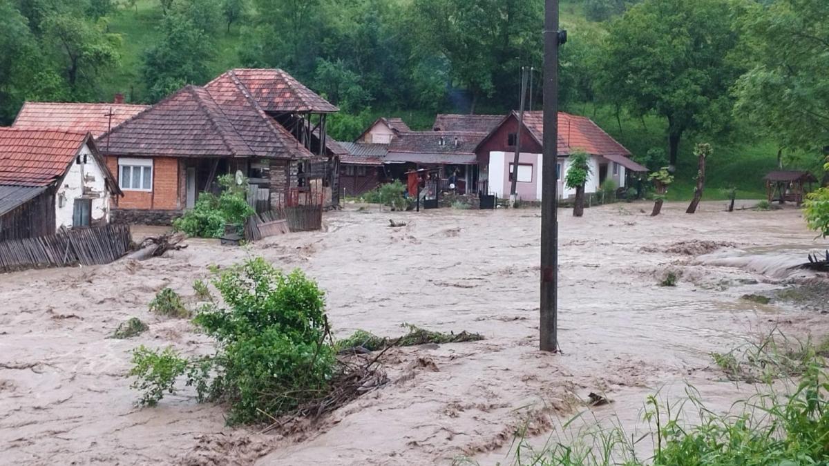 România va primi 14,3 milioane de euro de la UE pentru reconstrucția după inundații