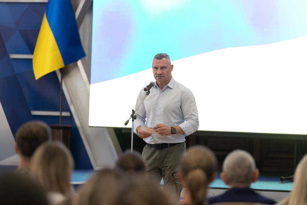 Vitali Kliciko recomandă evacuarea temporară a Kievului din cauza intensificării atacurilor rusești