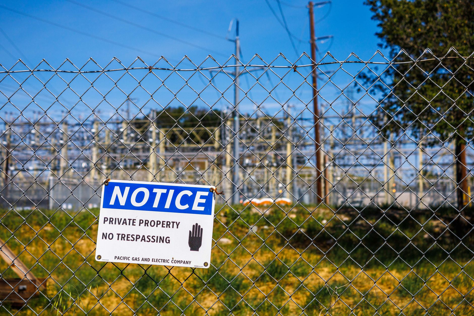 Zelenski avertizează că atacurile asupra infrastructurii energetice pot cauza o iarnă dificilă în Ucraina