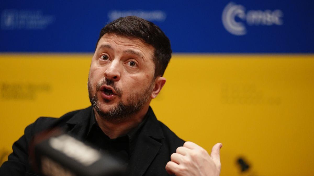 Zelenski critică autoritățile din Kiev pentru întârzierea pregătirilor de iarnă în fața atacurilor rusești
