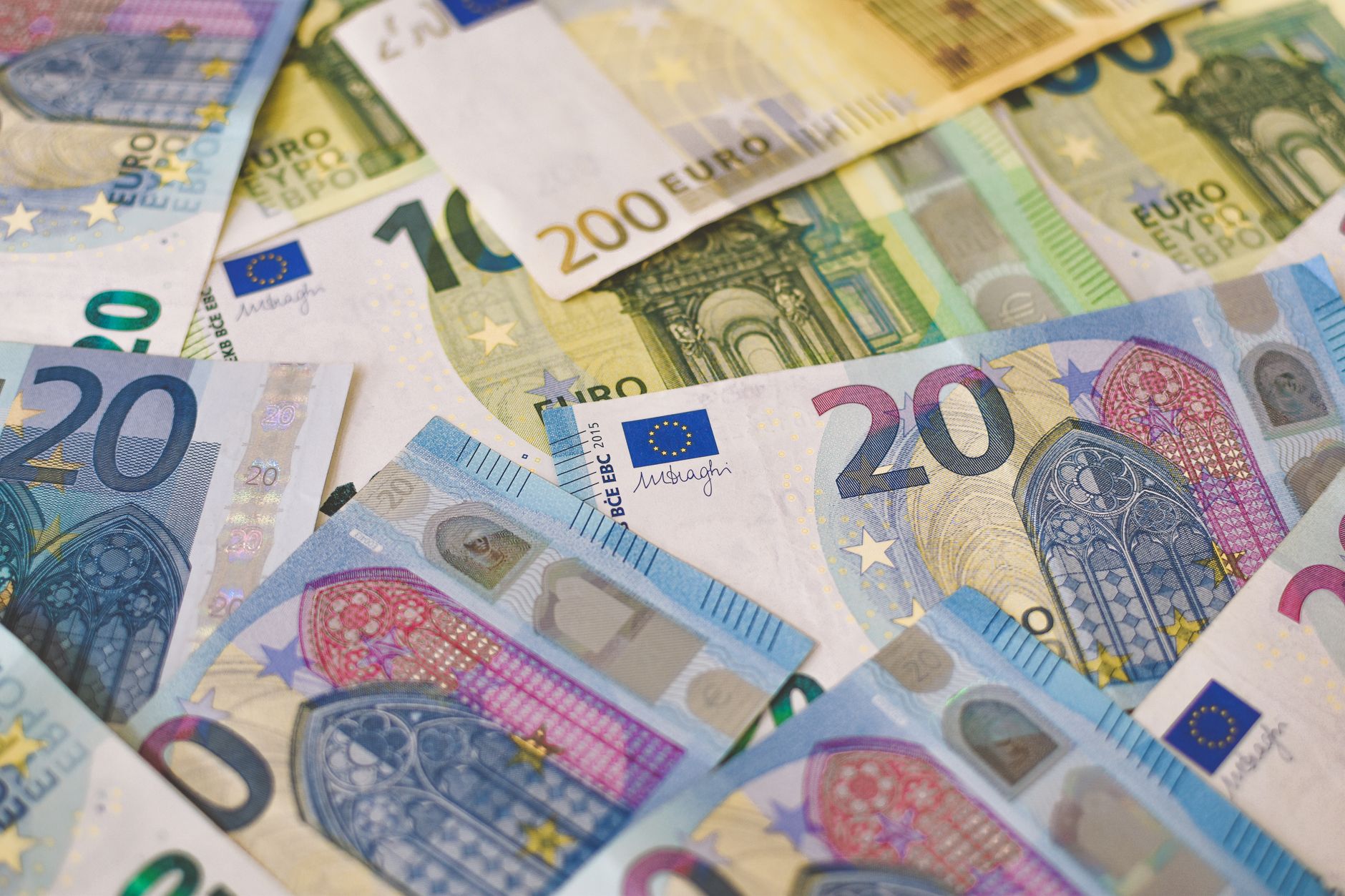 România ar putea beneficia de fonduri suplimentare din programul SAFE prin redistribuirea banilor de la Italia și Ungaria