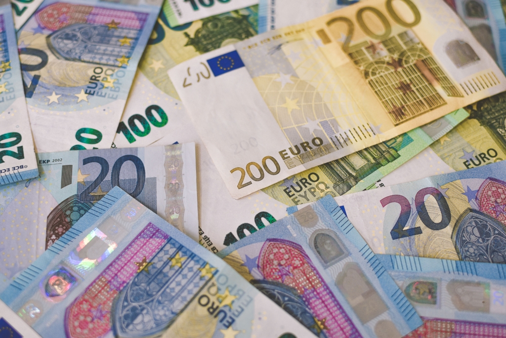 Irlanda propune un buget UE redus cu 140 de miliarde de euro, provocând reacții în România și Franța