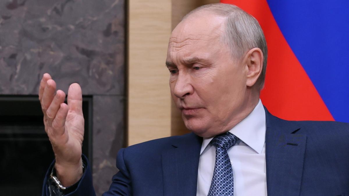 Vladimir Putin a fost afectat de restricțiile de zbor din Moscova după alerte cu drone
