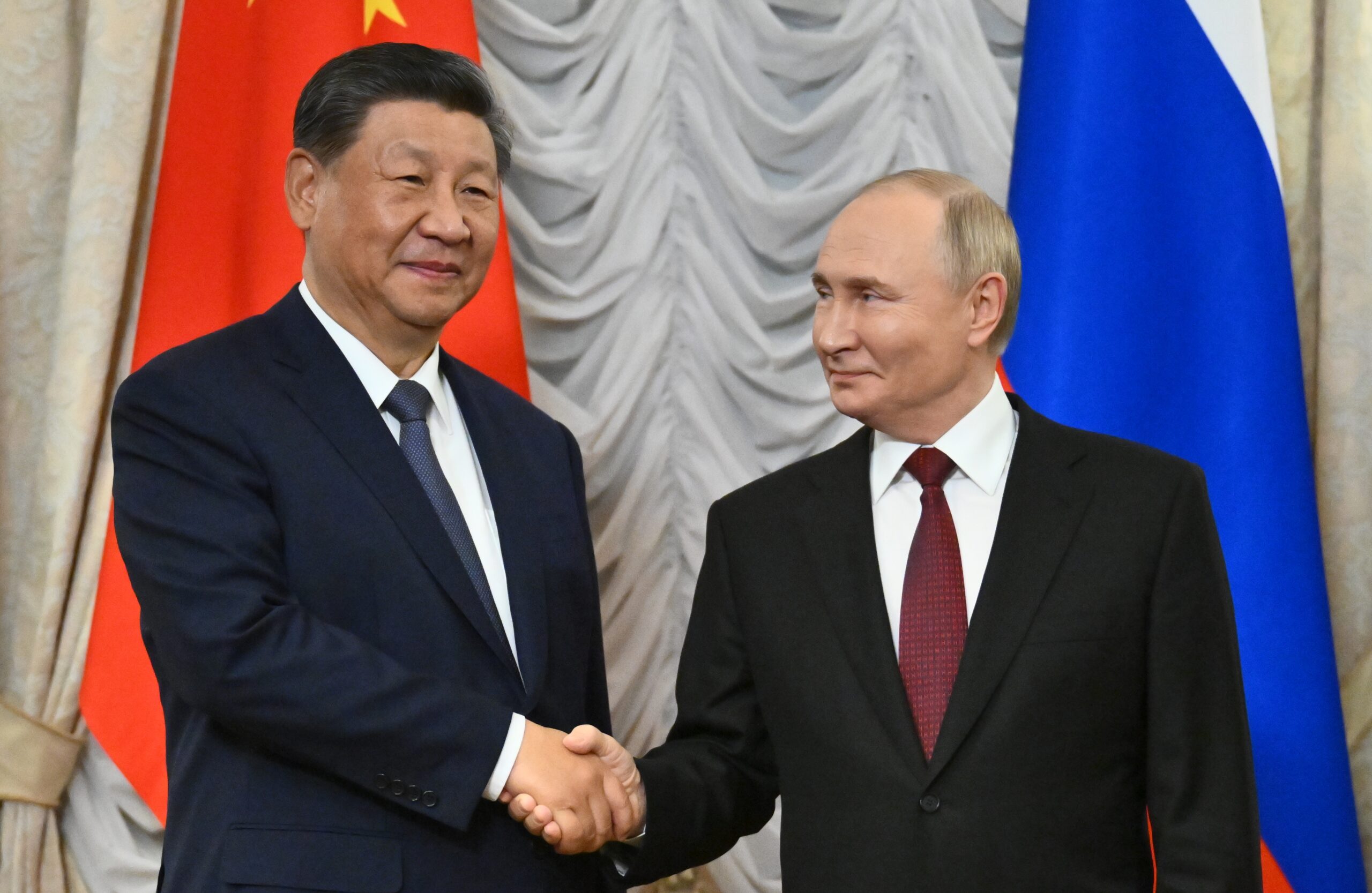 Relația dintre Rusia și China: Parteneriat strategic bazat pe interese militare și economice